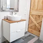 Cosy 아파트